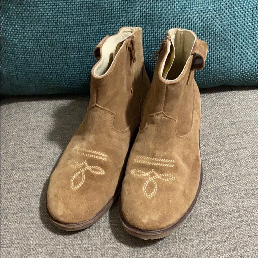 Boden leather western boots—tan. Size 32 EU